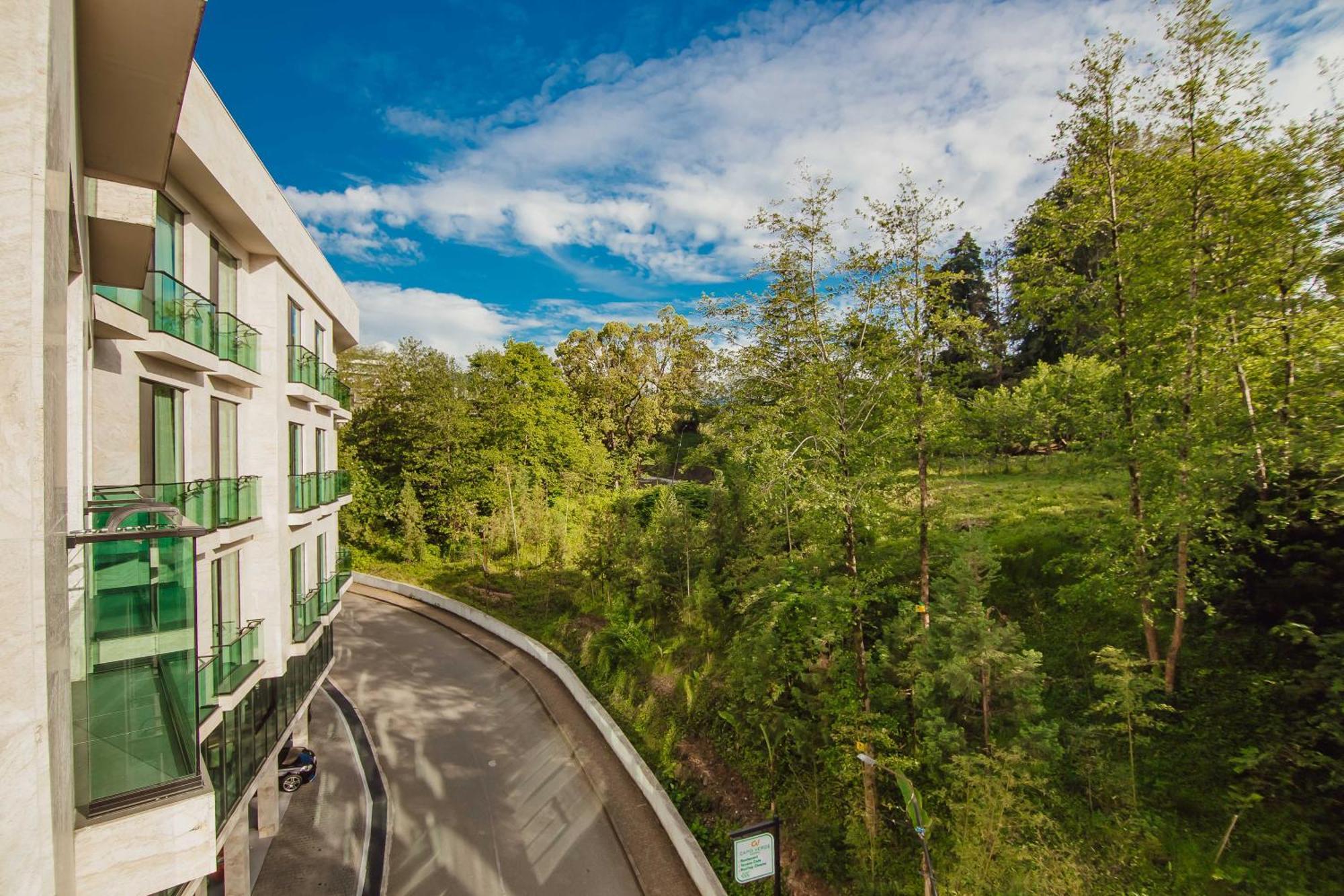 Capo Verde Hotel Batumi Exteriör bild