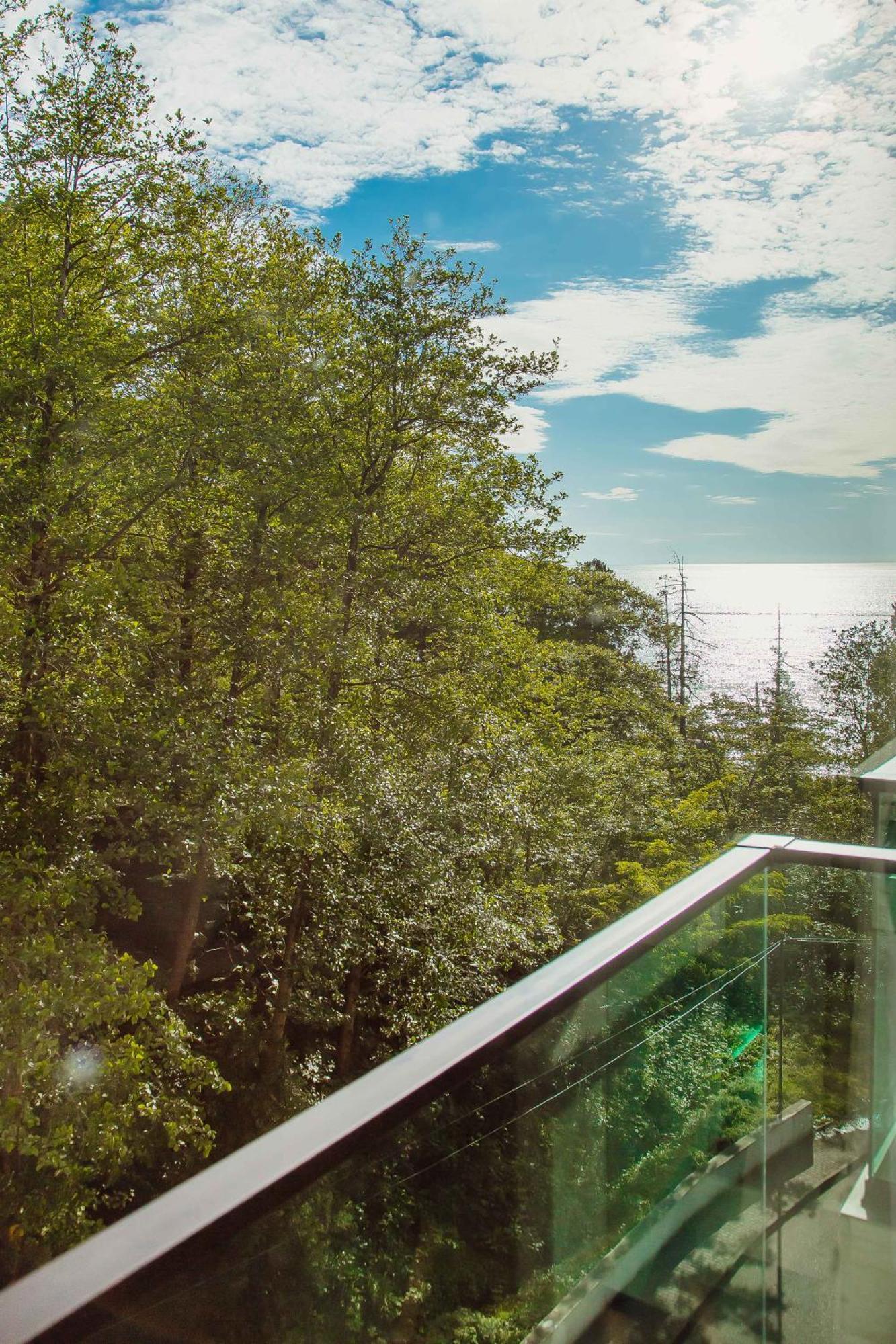Capo Verde Hotel Batumi Exteriör bild